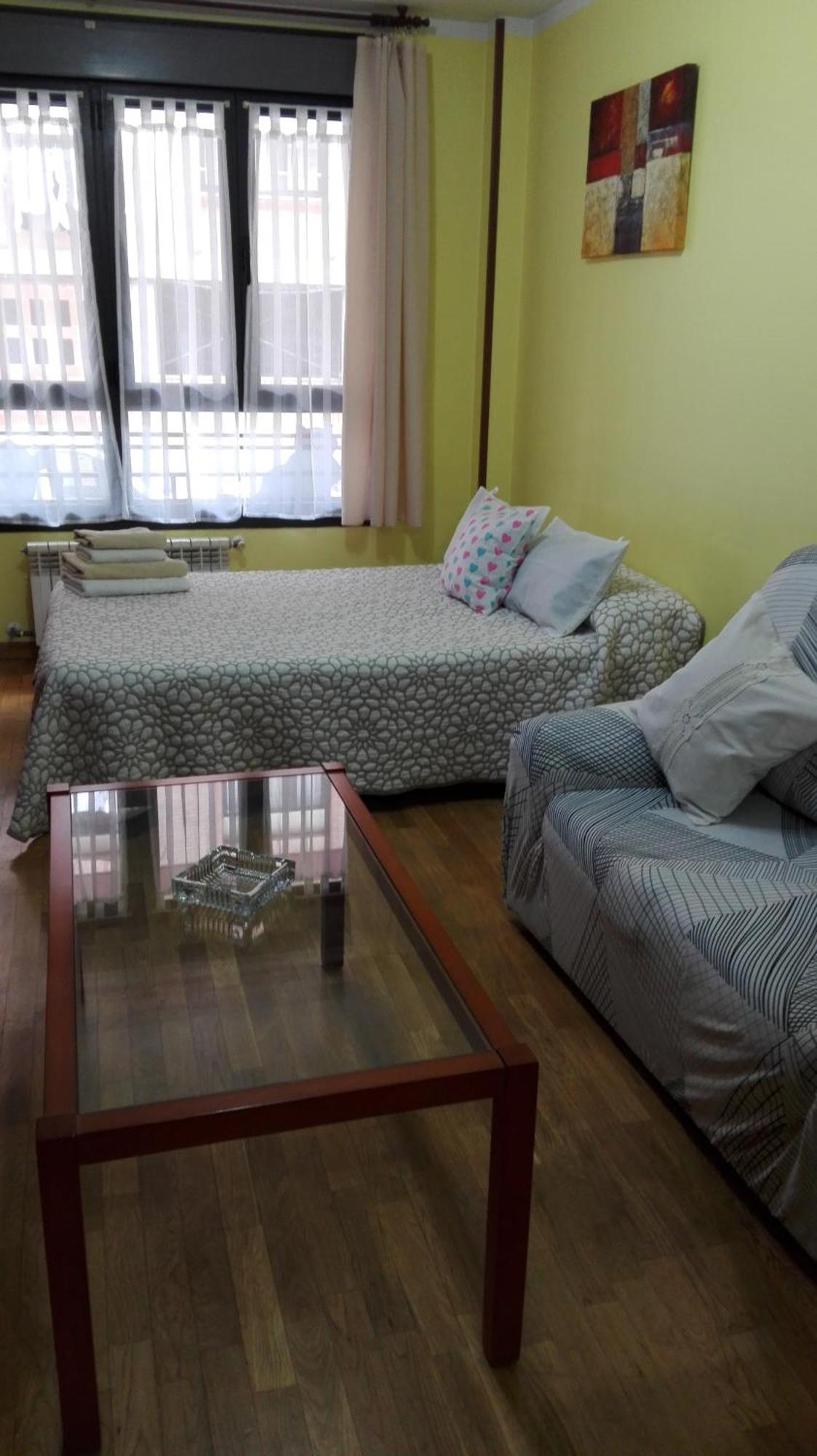 Amplio Loft Con Plaza De Garaje Cangas de Onís Quarto foto